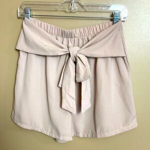 Elegant Tan Women's Shorts with Bow Detail. NWOT